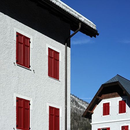 Hotel Croda Rossa Карбонин Екстериор снимка